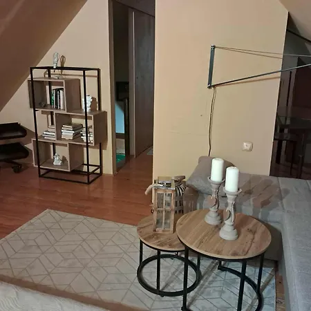 Thea 100m2 For 5 Guests 류블랴나