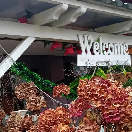 Thea 100m2 For 5 Guests In Rose Apartmán *